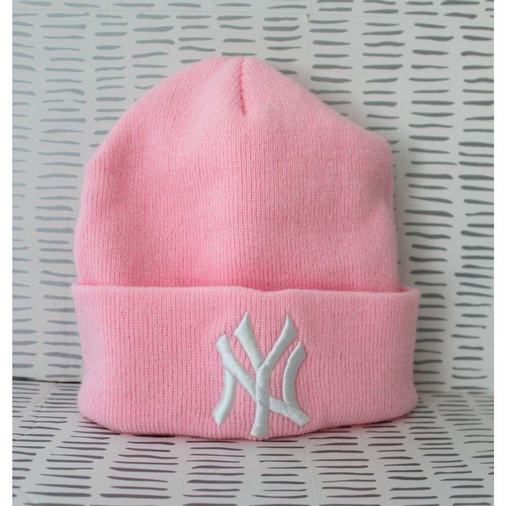 Womens Pink New York Yankees Beanie Hat One Size Pre-Owned